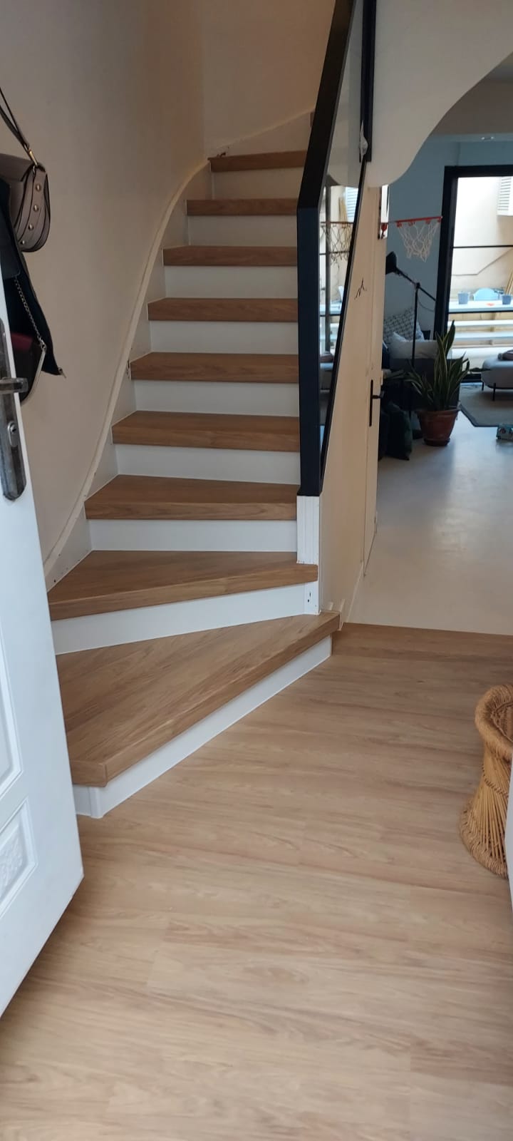 Habillage et r&eacute;novation d&rsquo;escaliers &agrave; Marseille Marignane