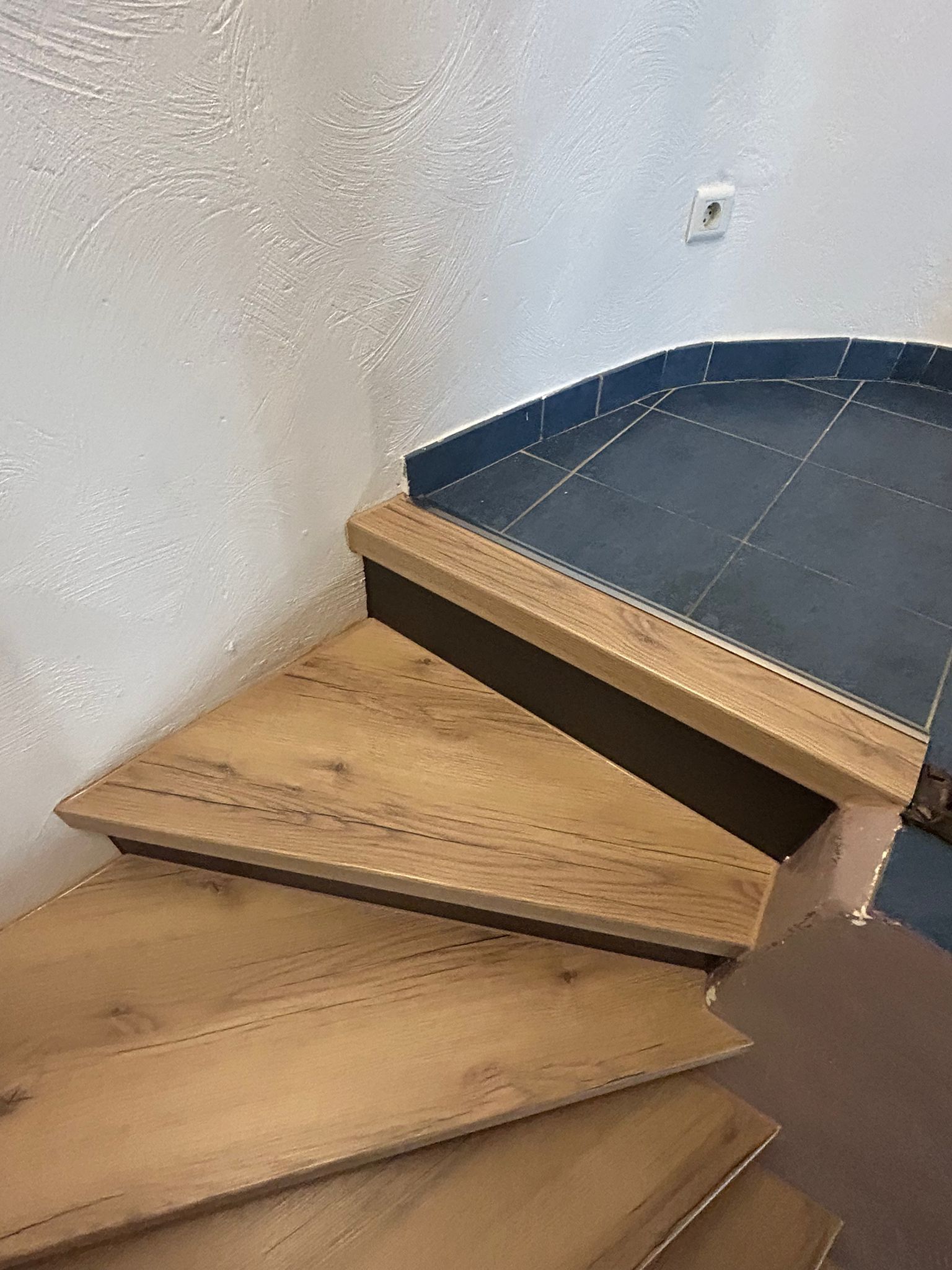 MEZZASALMA 14 | L’Atelier Des Marches Habillage et rénovation d’escaliers à Vitrolles Aubagne 13