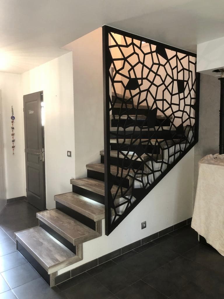 GARDE CORPS ESCALIER | L’Atelier Des Marches Habillage d’escaliers et rénovation par recouvrement près d’Aubagne et Martigues Marignane 9