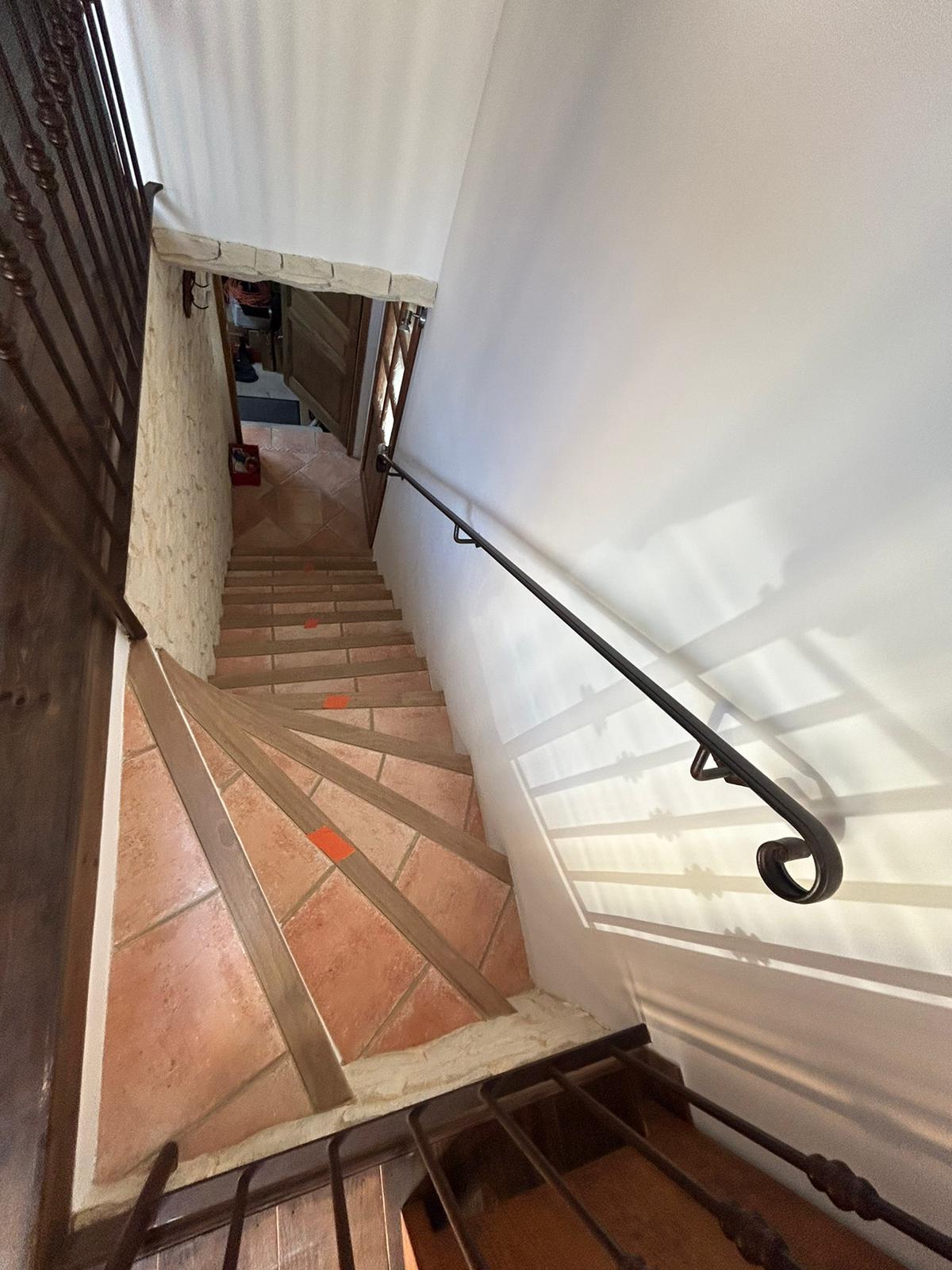330D960D 09D0 4B49 AC0C 07150FD360D1 2 | L’Atelier Des Marches Habillage et rénovation d’escaliers à La Ciotat Marseille 0