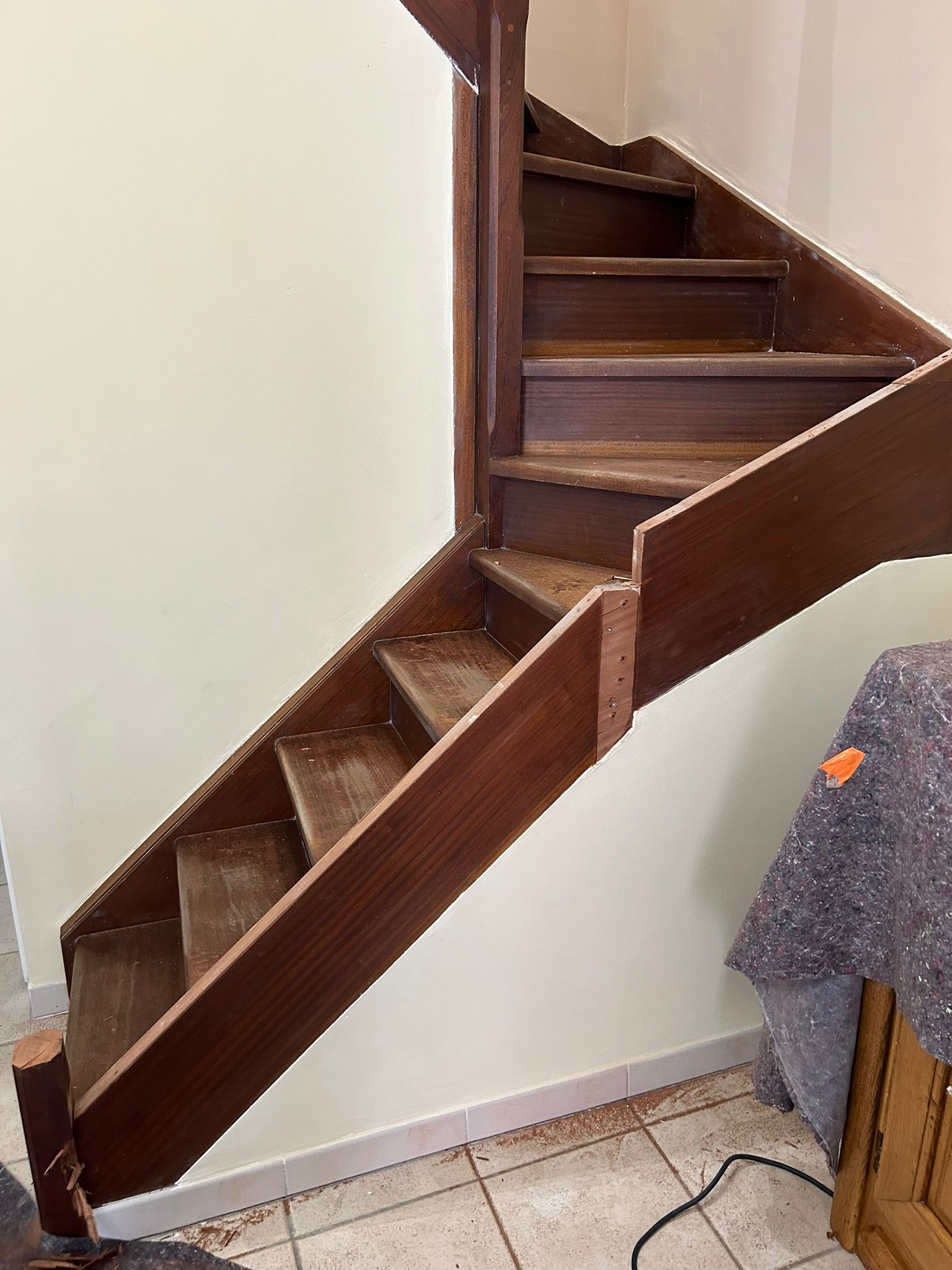 85DB7784 896E 4D2C 98EA C8B9F94BDDD4 | L’Atelier Des Marches Habillage et rénovation d’escaliers à Vitrolles Vitrolles 0