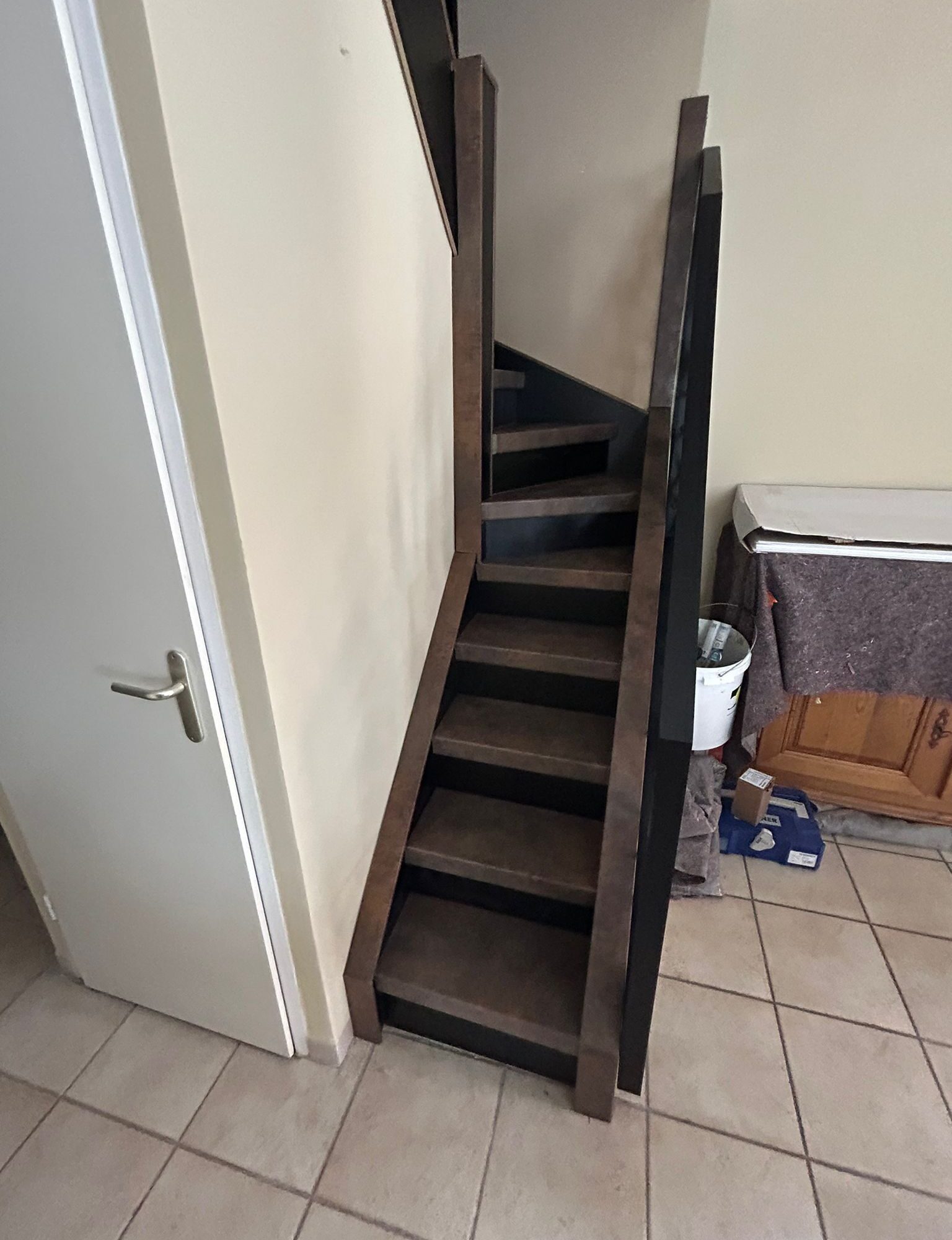 Habillage et r&eacute;novation d&rsquo;escaliers &agrave; Vitrolles Vitrolles