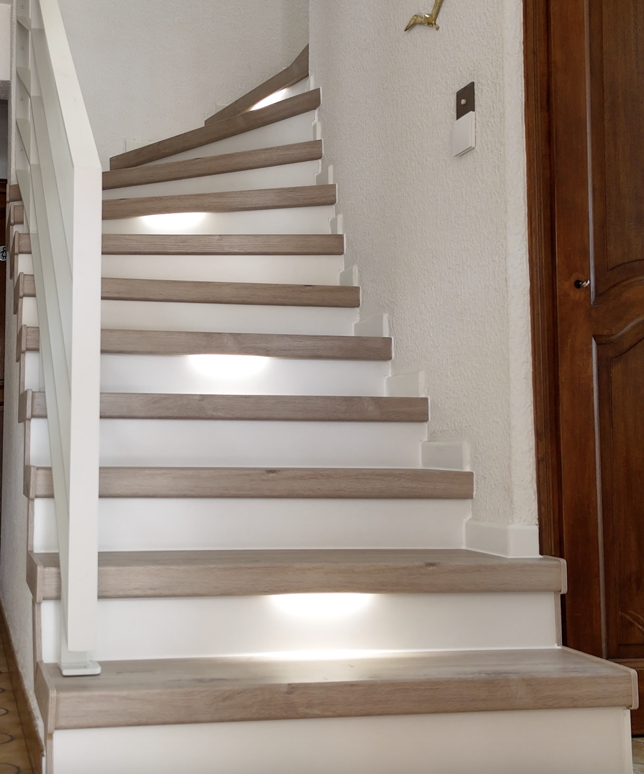 Habillage et r&eacute;novation d&rsquo;escaliers &agrave; Istres Marseille