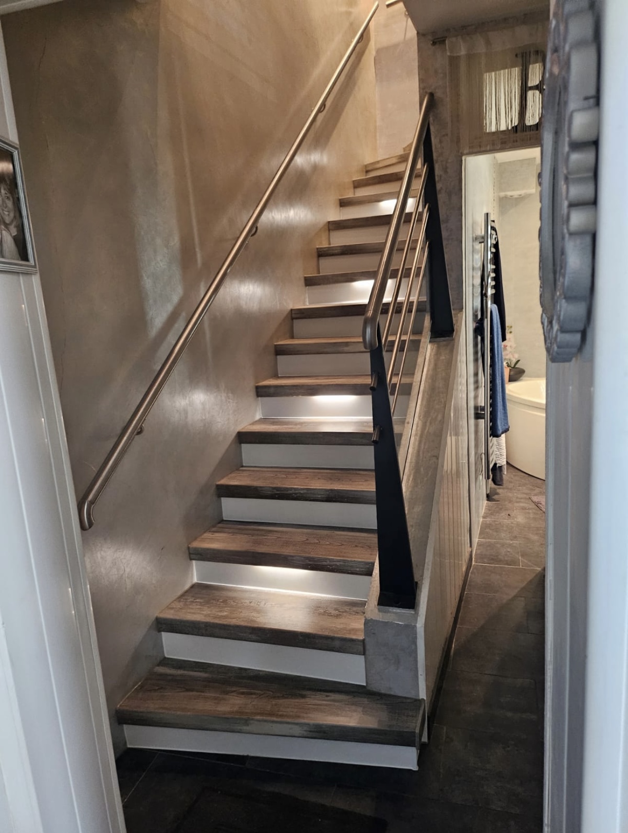Habillage et r&eacute;novation d&rsquo;escaliers &agrave; Avignon Marseille