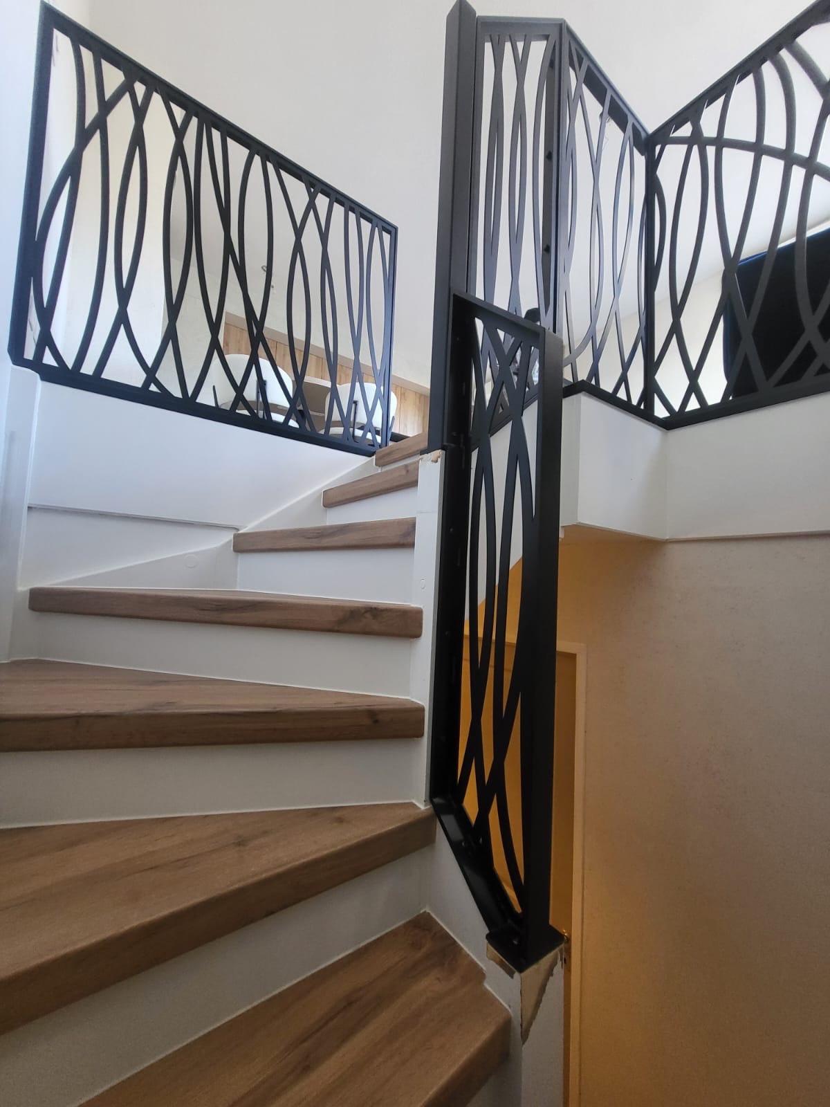 Habillage et r&eacute;novation d&rsquo;escaliers &agrave; Marseille Aix-en-Provence