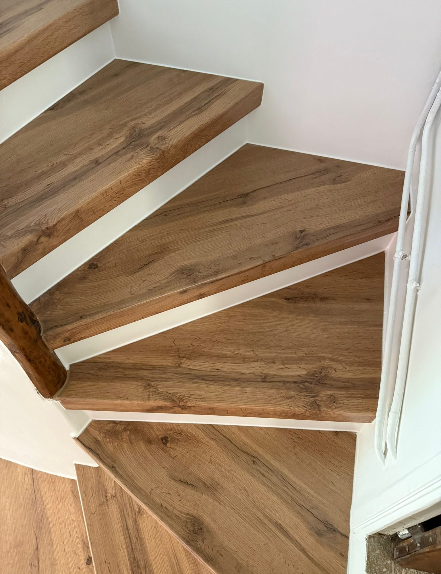 Habillage et r&eacute;novation d&rsquo;escaliers &agrave; Montpellier Marignane