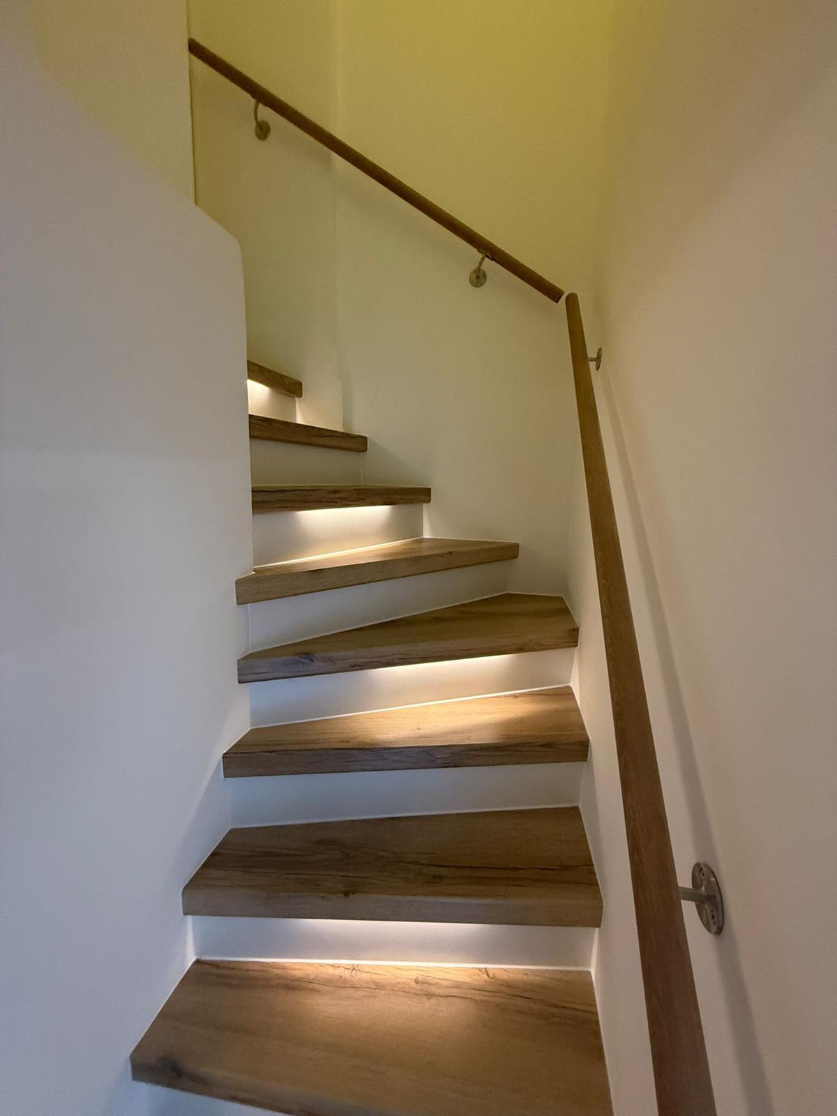 Habillage et r&eacute;novation d&rsquo;escaliers &agrave; Brian&ccedil;on Port-de-Bouc