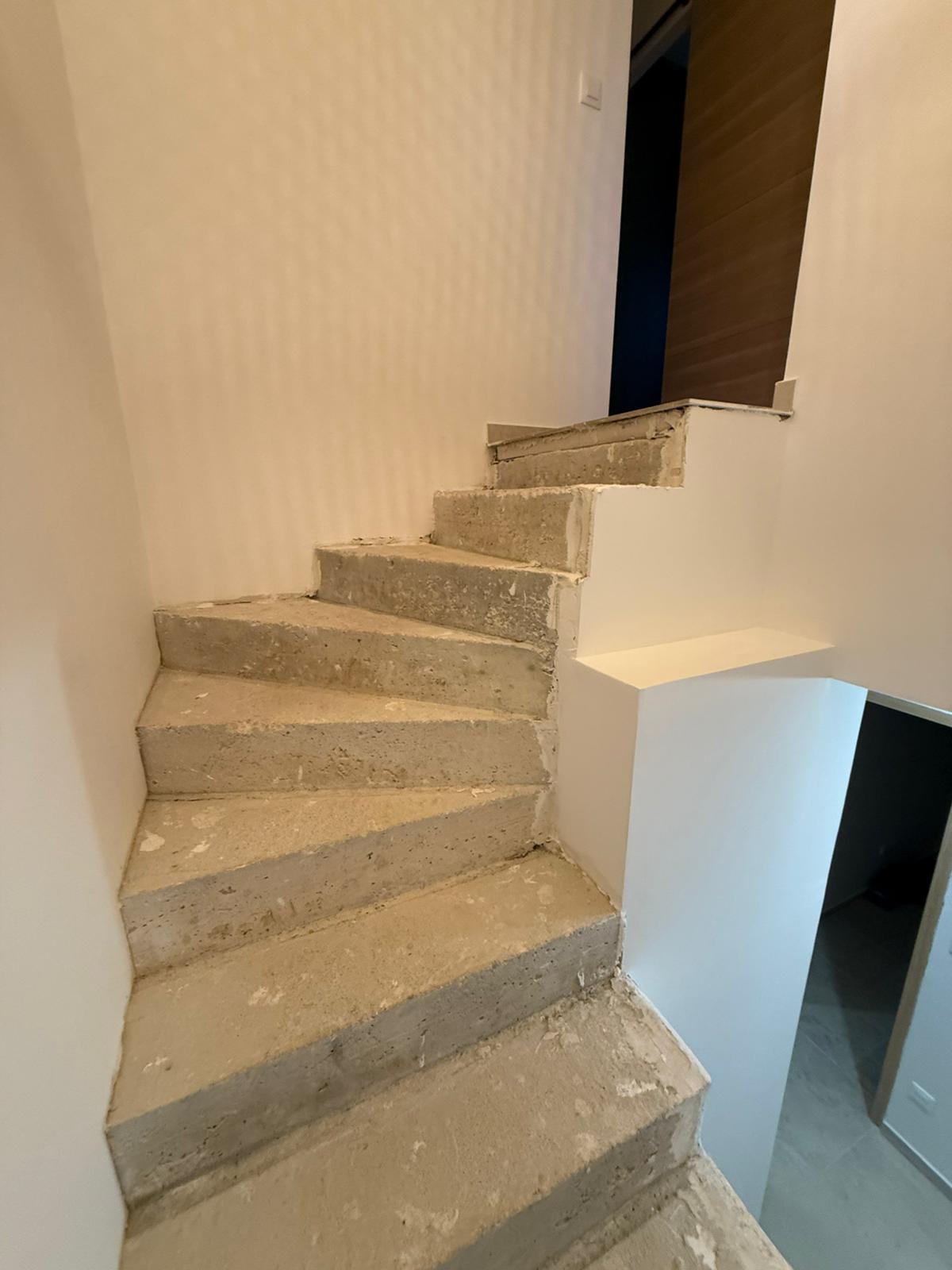 PHOTO 2025 11 24 20 48 14 4 | L’Atelier Des Marches Habillage et rénovation d’escaliers à La Ciotat Gardanne 3