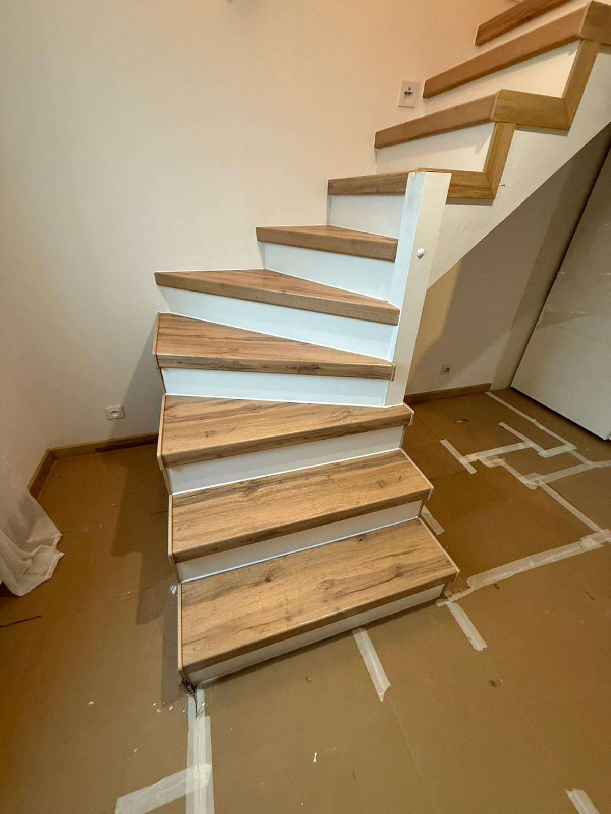 Habillage et r&eacute;novation d&rsquo;escaliers &agrave; La Ciotat Pennes-Mirabeau