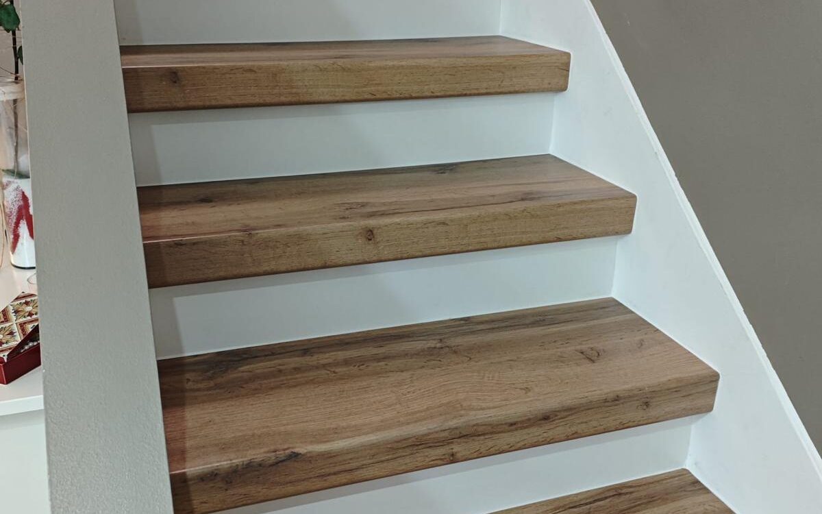 🪜 Pourquoi habiller son escalier en 2026 ? Une &eacute;vidence pour moderniser votre int&eacute;rieur Martigues